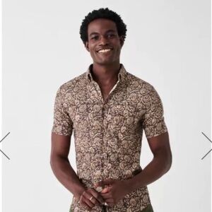 FAHERTY Mens Short Sleeve Desert Floral Batik Hemp Shirt Hawaiian Size s